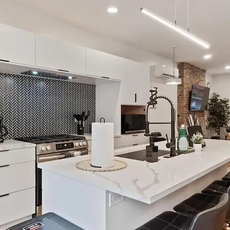 Holiday Special 2 Houses Duplex Rental With 6 Bdrms
